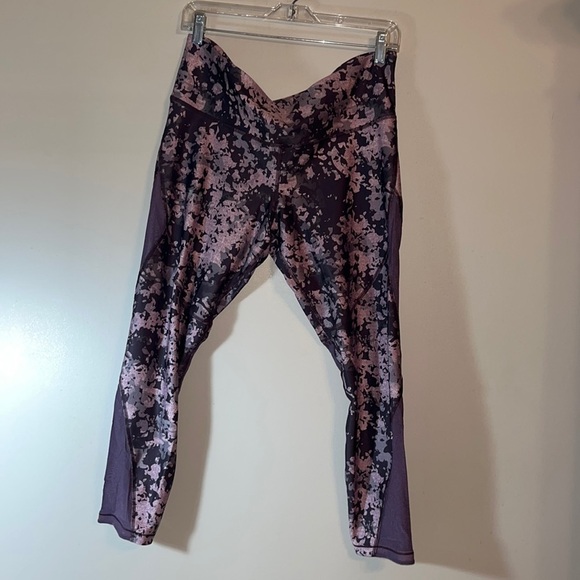 Under Armor Heat Gear Mesh Leggings - Picture 1 of 5